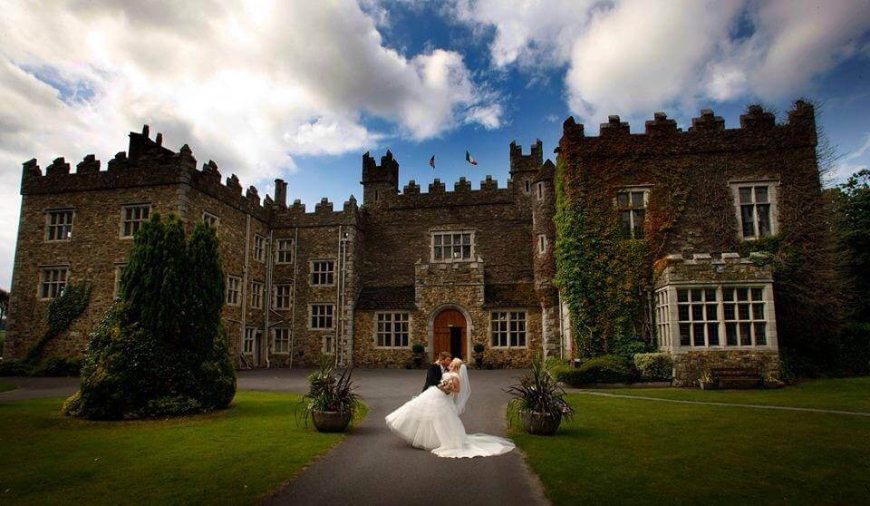 Chelsey infront of castle (1)