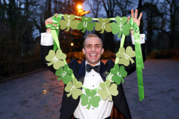 groom-shamrock-eloping-in-ireland-waterlily-wedding